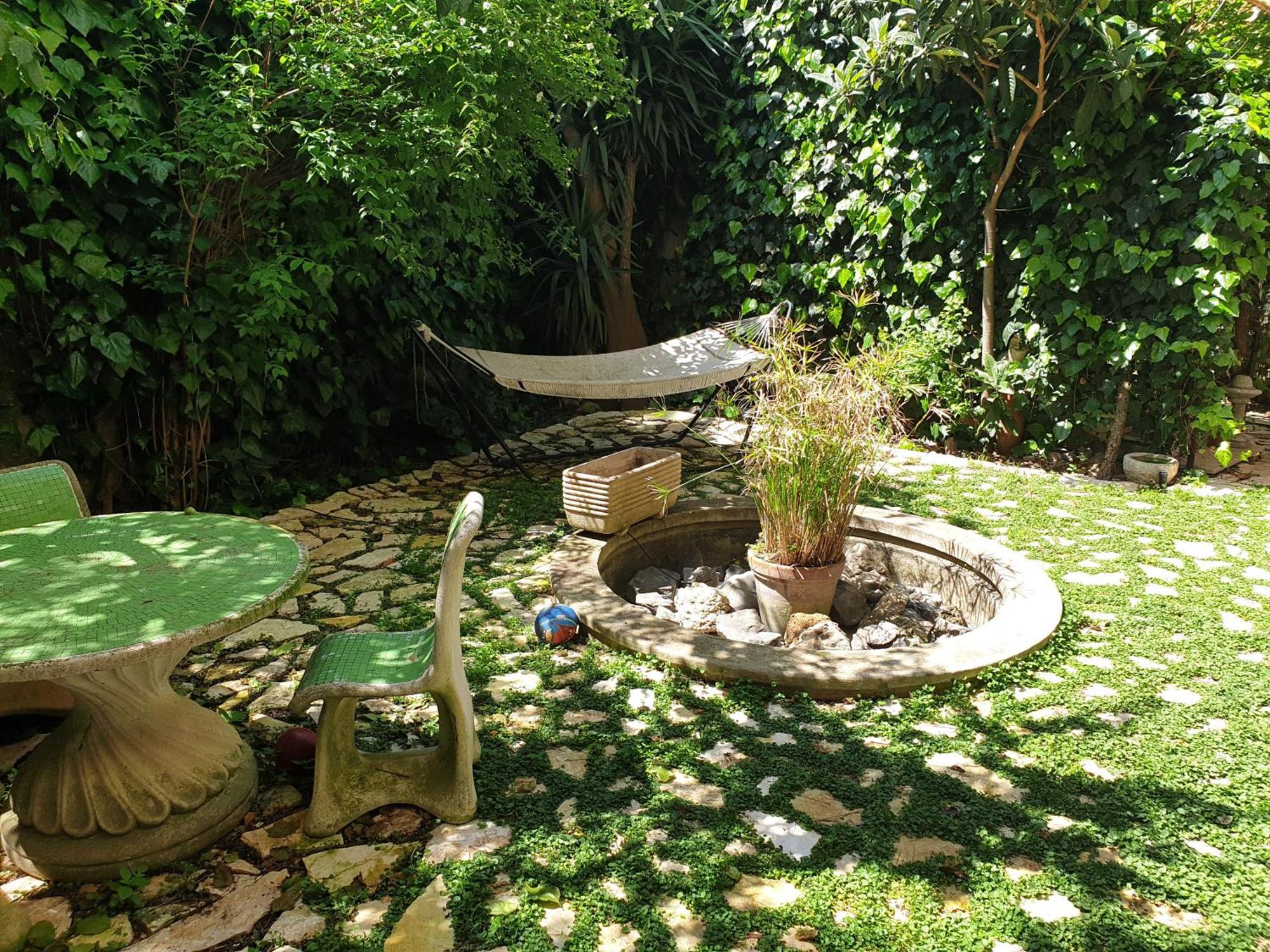 Vatican Fairytale Garden Rome Bagian luar foto