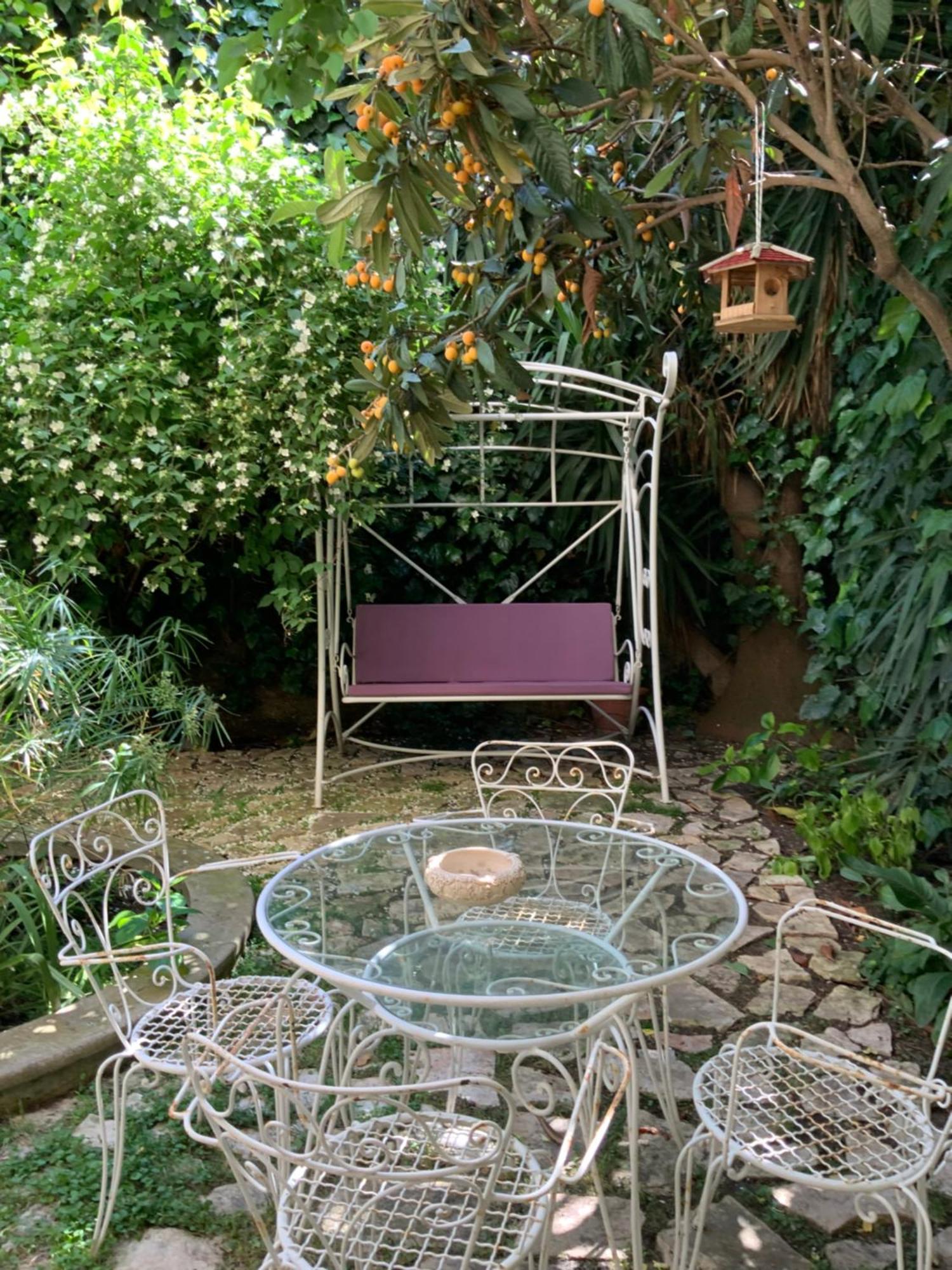 Vatican Fairytale Garden Rome Bagian luar foto