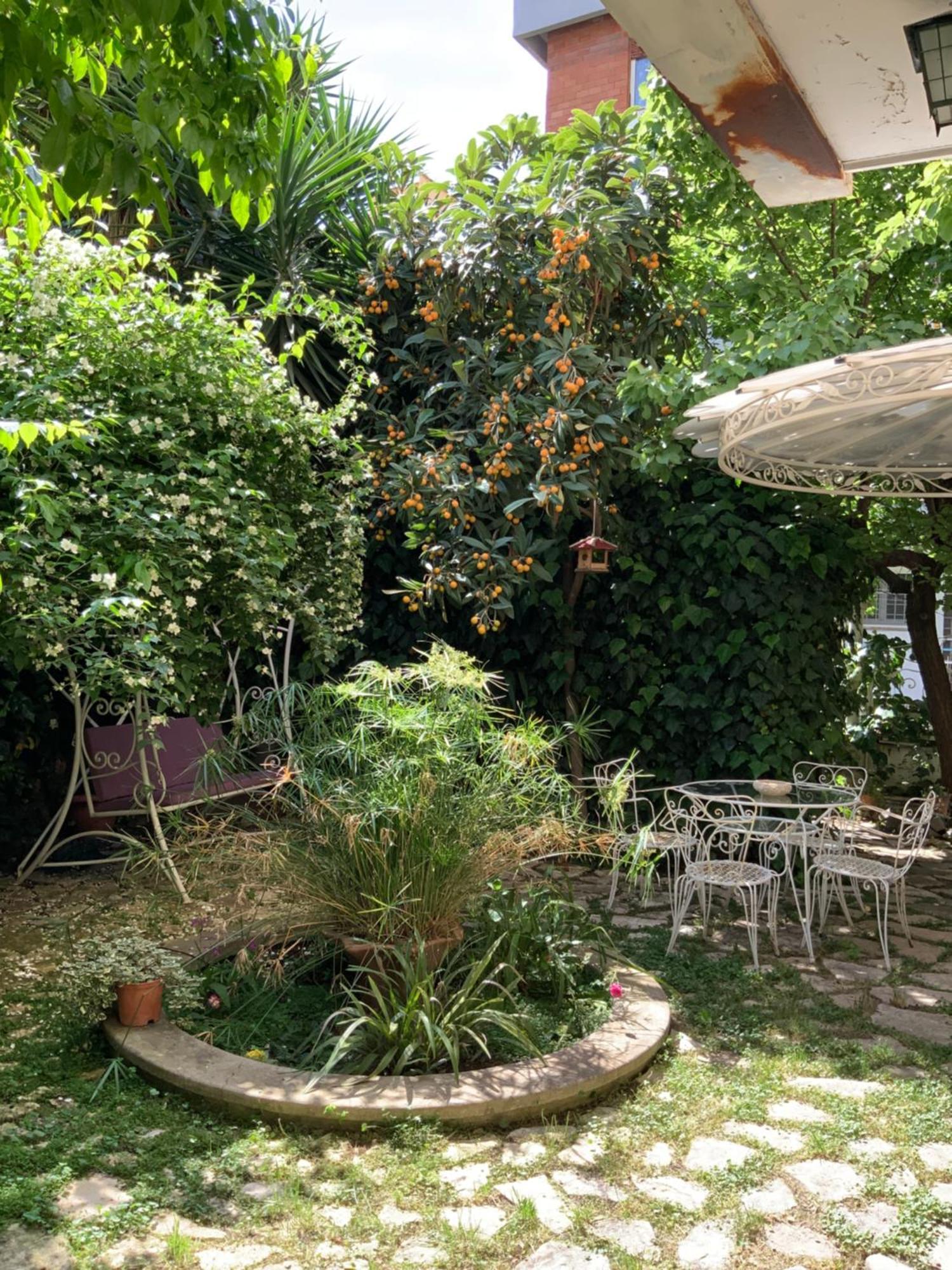 Vatican Fairytale Garden Rome Bagian luar foto